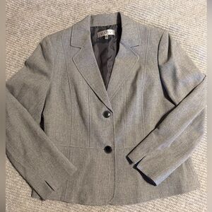 Kasper Women's Classic Gray Blazer